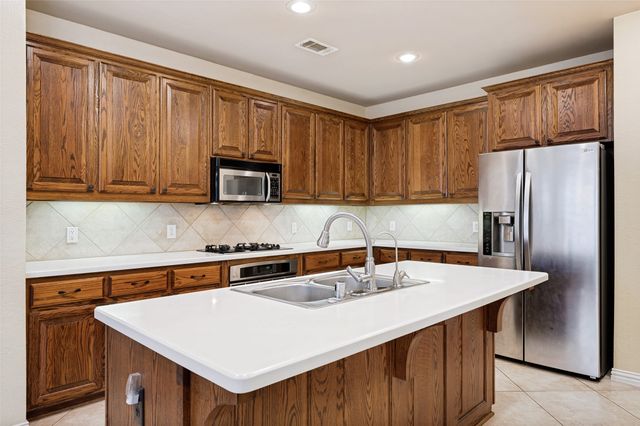 2848 Forest Manor Drive, Frisco, TX 75034
