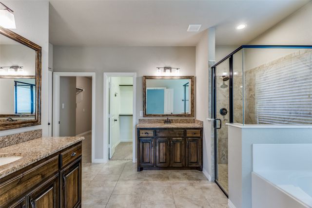 3920 Brookdale Road, Benbrook, TX 76116