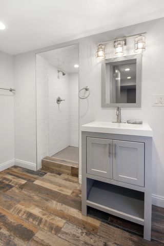 8612 Hohman Avenue, Munster, IN 46321