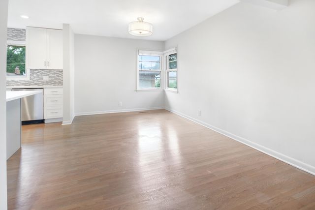 8612 Hohman Avenue, Munster, IN 46321