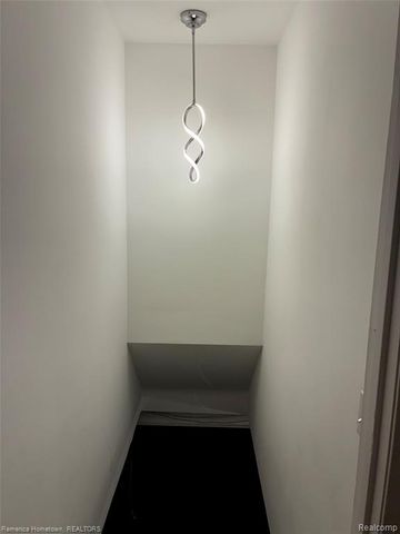 21304 Ontaga Street, Farmington Hills, MI 48336