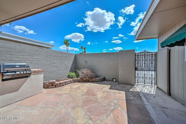 10109 W CAMPANA Drive, Sun City, AZ 85351