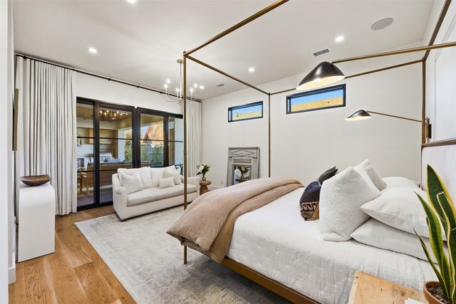 806 Thomasson Drive, Dallas, TX 75208