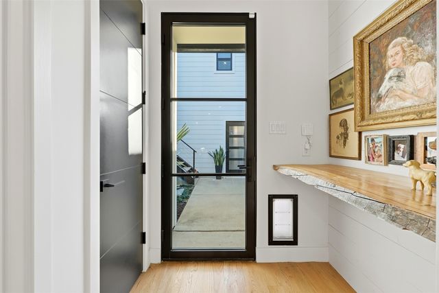 806 Thomasson Drive, Dallas, TX 75208