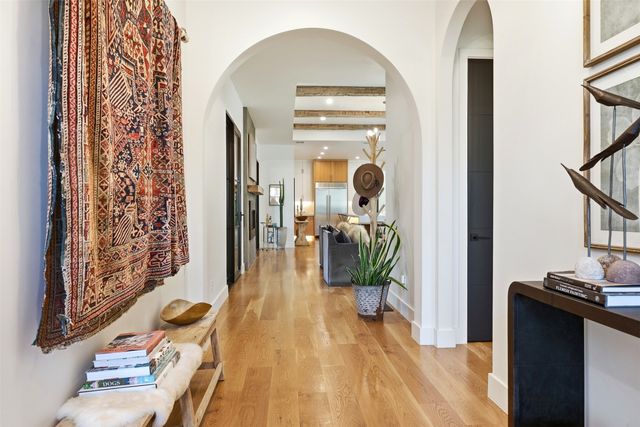 806 Thomasson Drive, Dallas, TX 75208