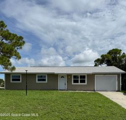 1399 Helliwell Street NW, Palm Bay, FL 32907