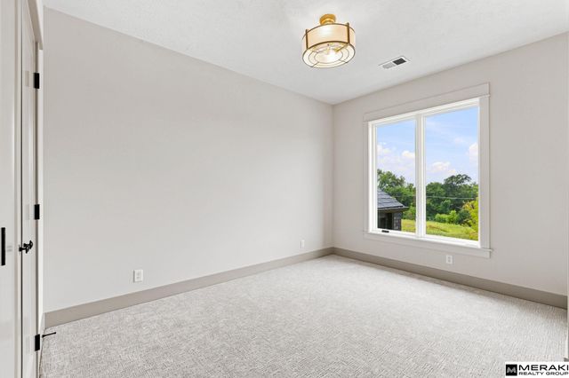 3513 S 221st Street, Elkhorn, NE 68022