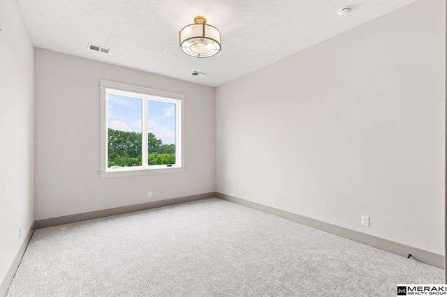 3513 S 221st Street, Elkhorn, NE 68022