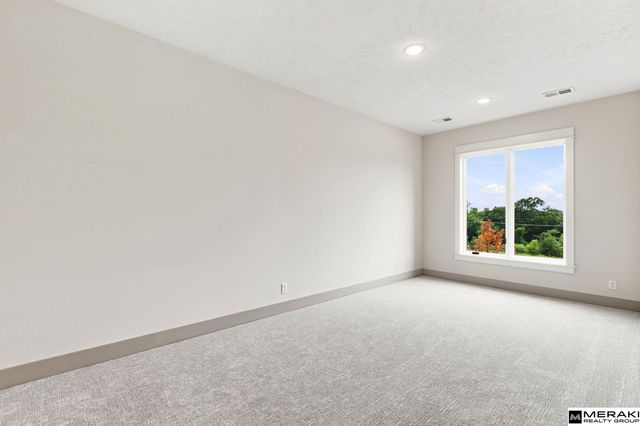 3513 S 221st Street, Elkhorn, NE 68022