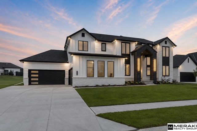 3513 S 221st Street, Elkhorn, NE 68022