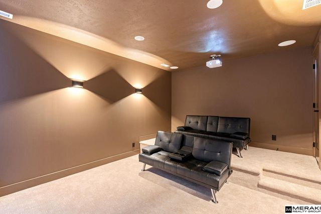 3513 S 221st Street, Elkhorn, NE 68022