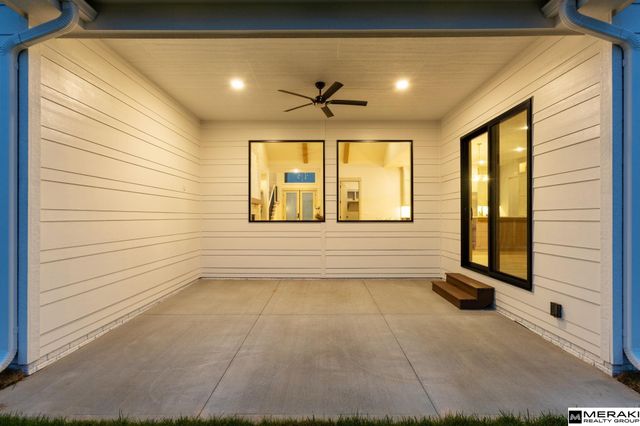 3513 S 221st Street, Elkhorn, NE 68022