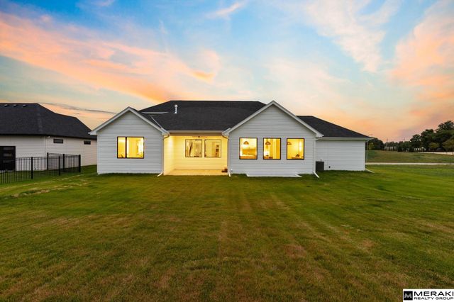 3513 S 221st Street, Elkhorn, NE 68022
