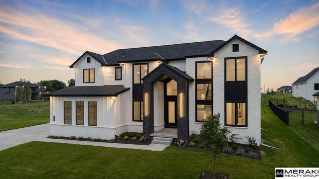 3513 S 221st Street, Elkhorn, NE 68022