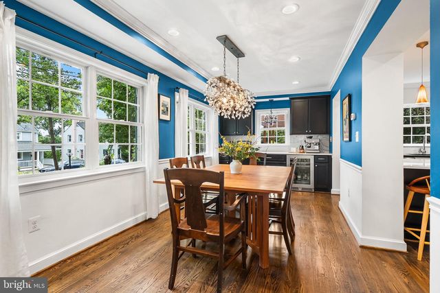 211 W GREENWAY BLVD W, Falls Church, VA 22046