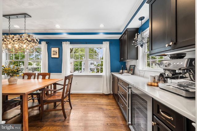 211 W GREENWAY BLVD W, Falls Church, VA 22046