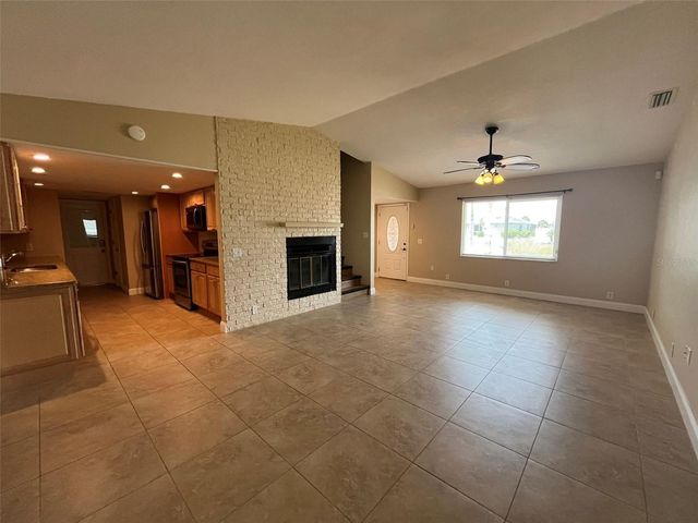 671 SPRING LAKE BOULEVARD NW, Port Charlotte, FL 33952