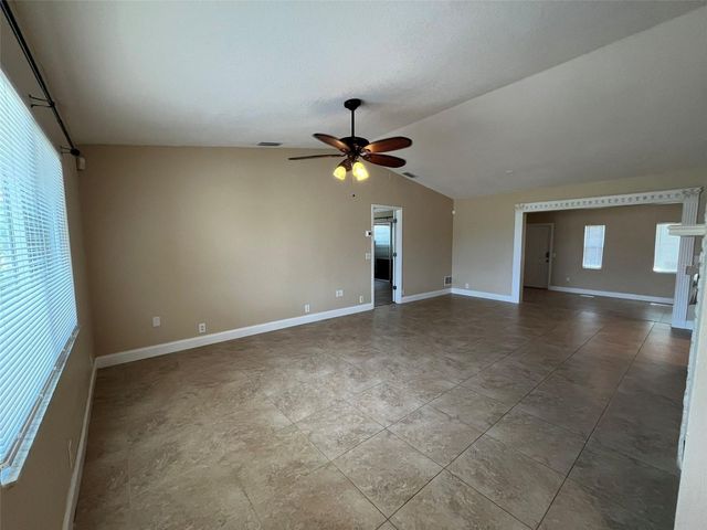 671 SPRING LAKE BOULEVARD NW, Port Charlotte, FL 33952
