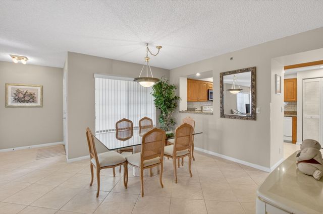 15694 Loch Maree Lane, Delray Beach, FL 33446