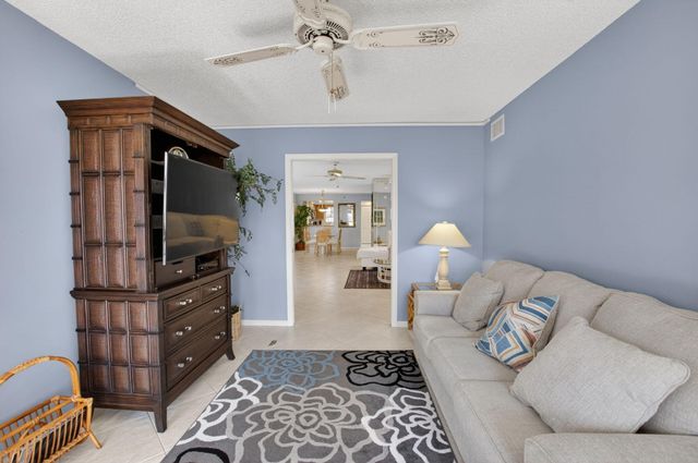 15694 Loch Maree Lane, Delray Beach, FL 33446