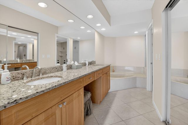 15694 Loch Maree Lane, Delray Beach, FL 33446