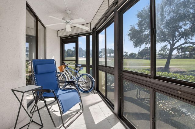 15694 Loch Maree Lane, Delray Beach, FL 33446