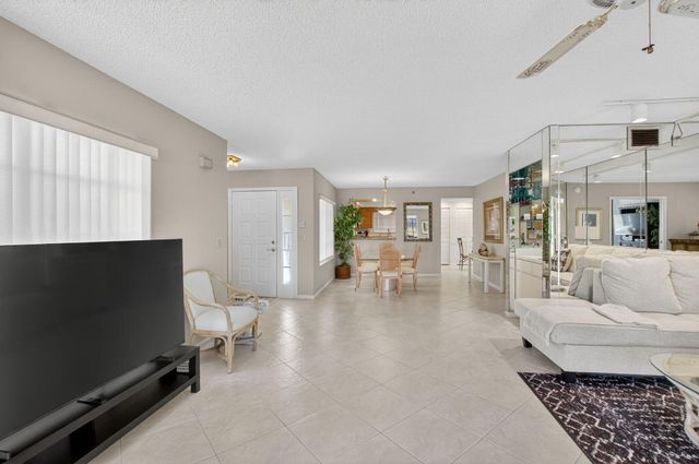 15694 Loch Maree Lane, Delray Beach, FL 33446
