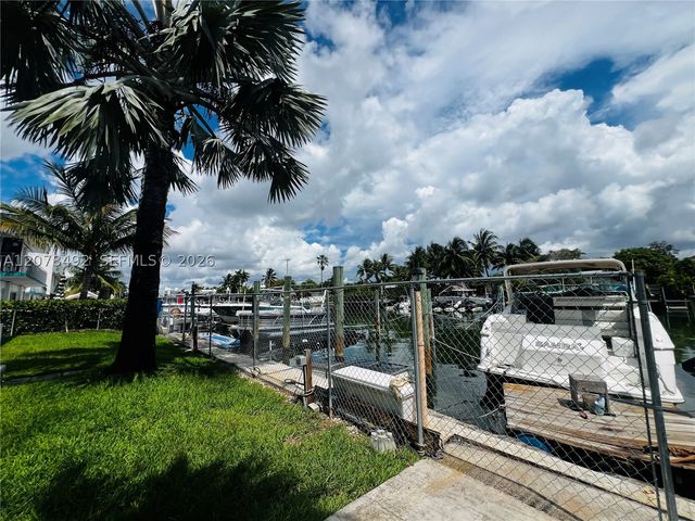 2045 Calais Dr 6, Miami Beach, FL 33141