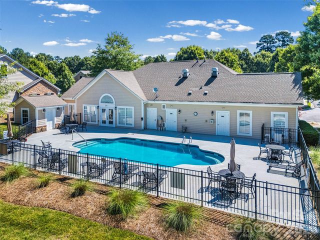 274 Lone Oak Circle, Rock Hill, SC 29732