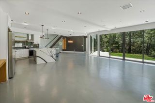 1021 Teakwood Drive, Lake Arrowhead, CA 92352