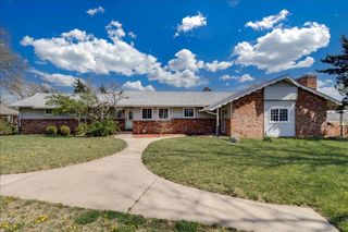 454 S Howe St, Wichita, KS 67209