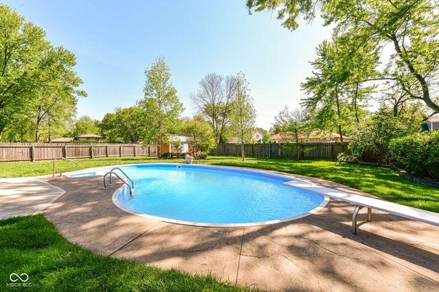 7321 Tousley Drive, Indianapolis, IN 46256