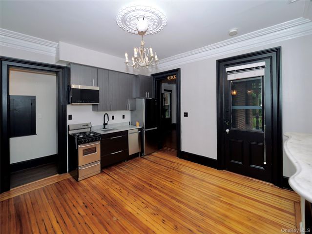 4 Grand Street 2, Newburgh, NY 12550