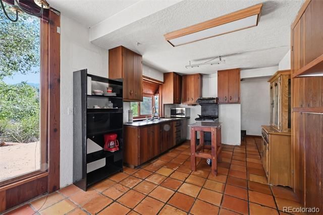 7410 County Road 150, Salida, CO 81201