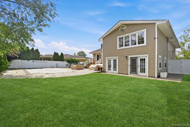 47 Orange Drive, Jericho, NY 11753