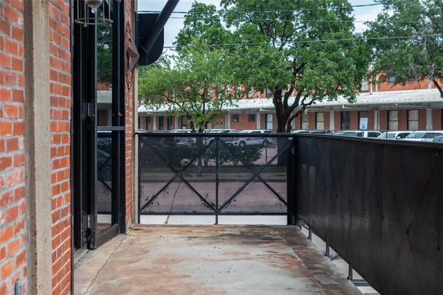 915 N San Jacinto Street 1AB, Houston, TX 77002