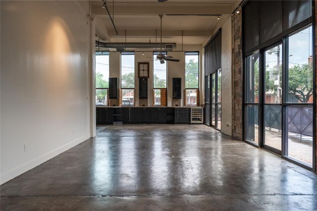 915 N San Jacinto Street 1AB, Houston, TX 77002
