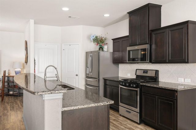 2225 Windy Sail Drive, Texas City, TX 77568