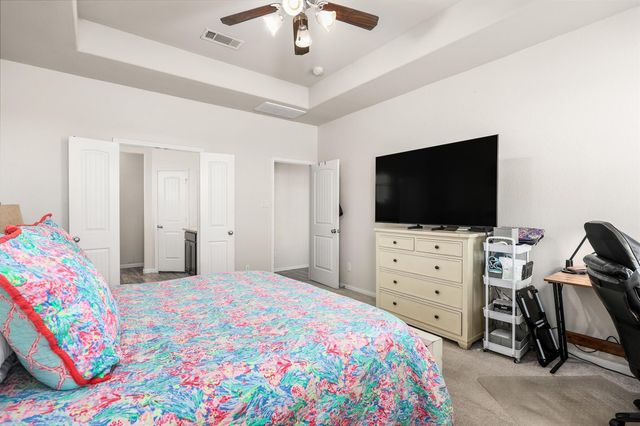 2225 Windy Sail Drive, Texas City, TX 77568