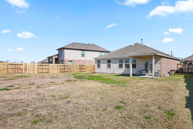 2225 Windy Sail Drive, Texas City, TX 77568