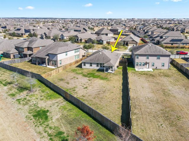 2225 Windy Sail Drive, Texas City, TX 77568