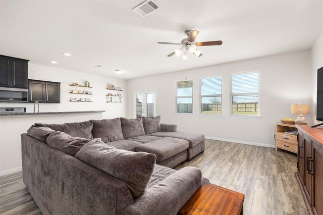 2225 Windy Sail Drive, Texas City, TX 77568