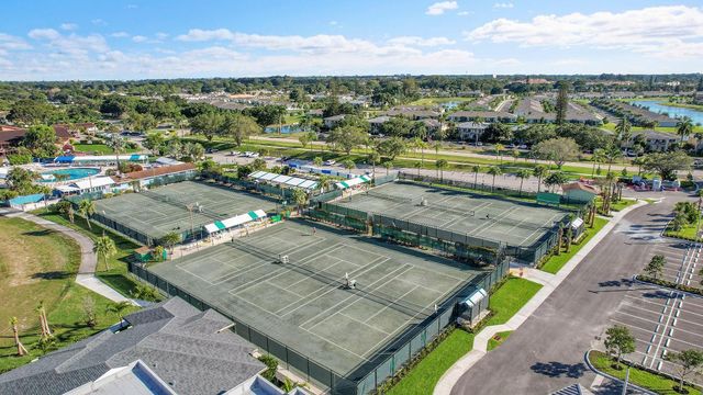 5742 Graceful Way, Delray Beach, FL 33484