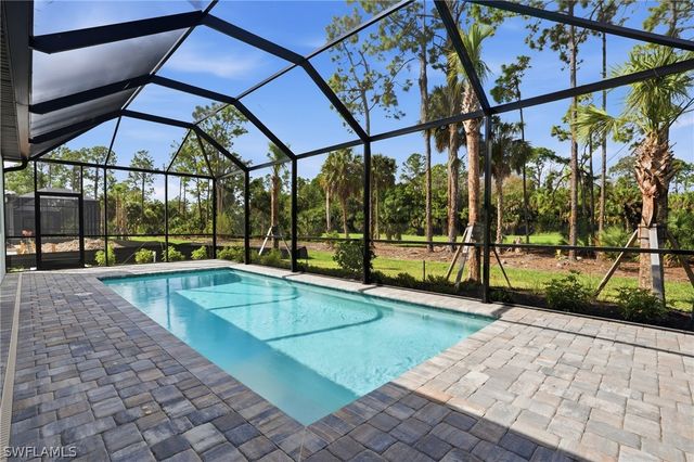 2133 Sequoia CT, Naples, FL 34120