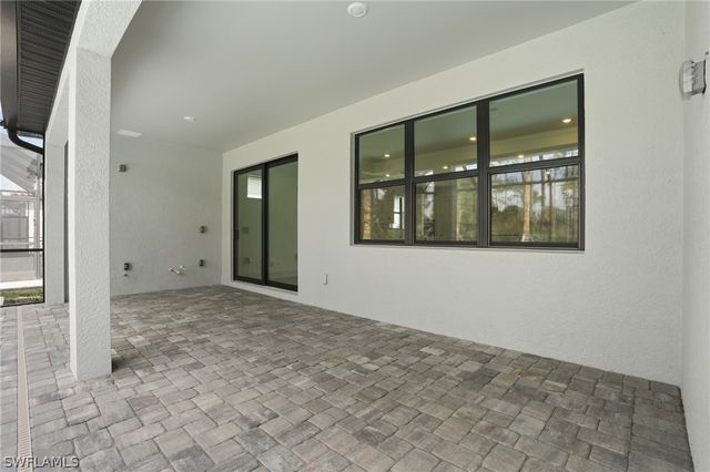 2133 Sequoia CT, Naples, FL 34120