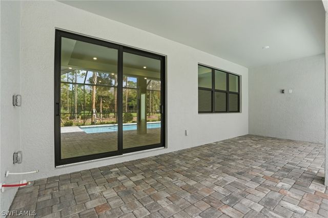 2133 Sequoia CT, Naples, FL 34120