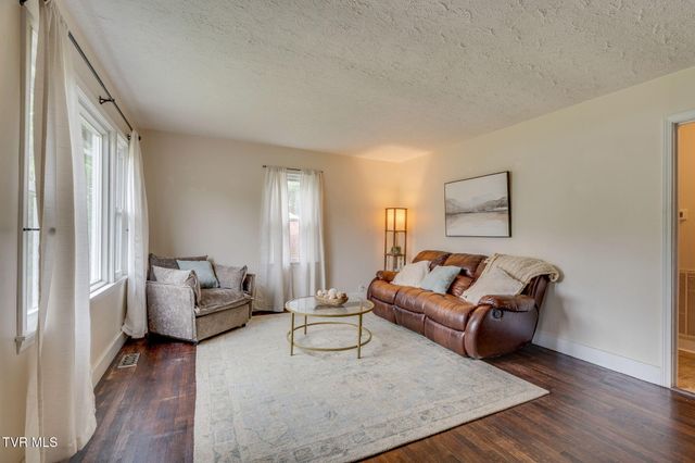 1510 Sylvan Street, Johnson City, TN 37604