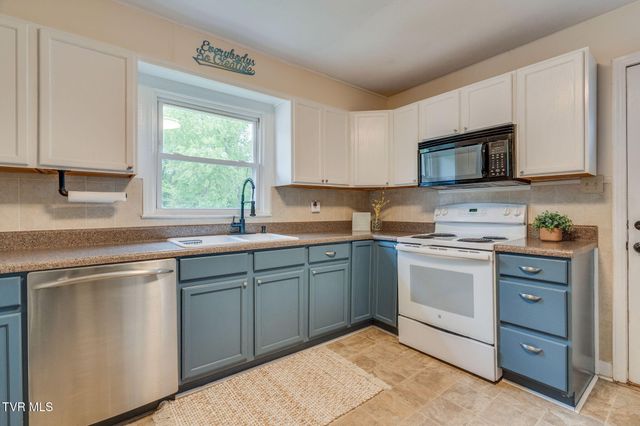 1510 Sylvan Street, Johnson City, TN 37604