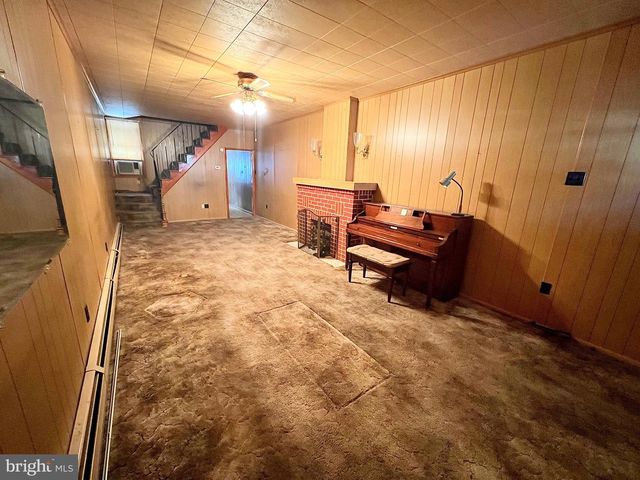 433 W MAIN ST, Girardville, PA 17935