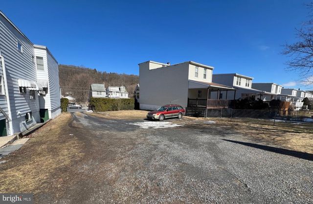 433 W MAIN ST, Girardville, PA 17935